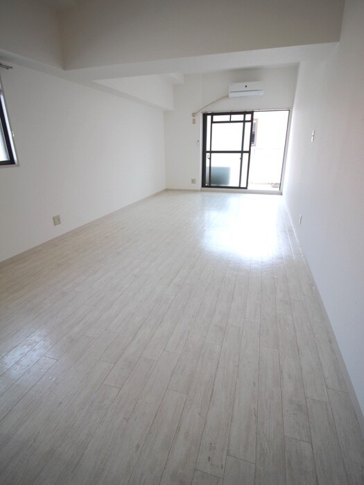 朝日プラザアドバンス淡路(406)の物件内観写真