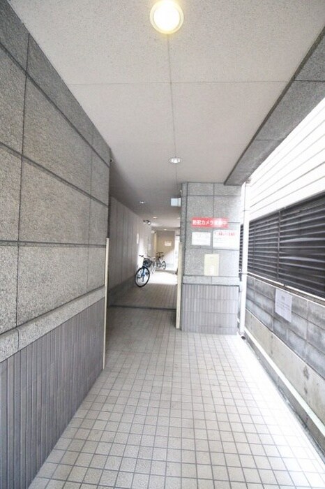 ヴィアーレ四条大宮の物件外観写真