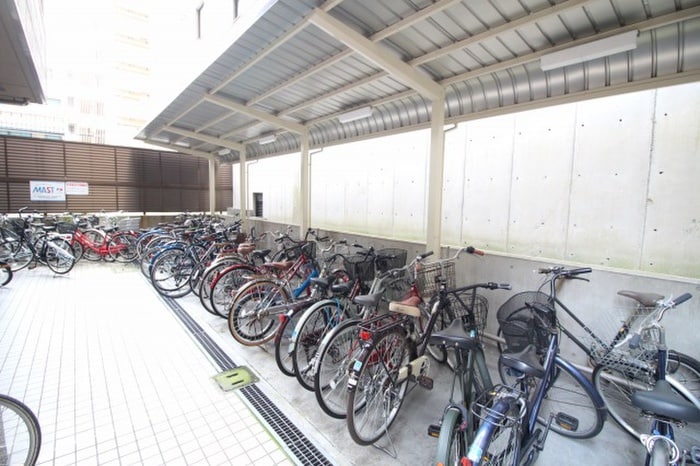 ヴィアーレ四条大宮の物件外観写真