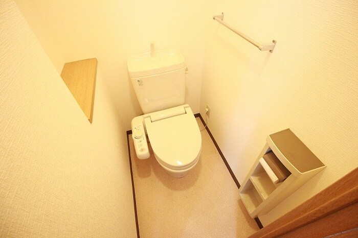 ヴィアーレ四条大宮の物件内観写真