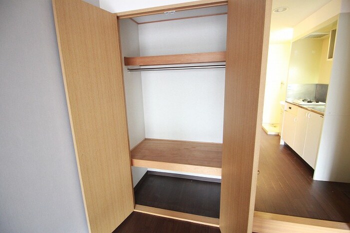 ヴィアーレ四条大宮の物件内観写真