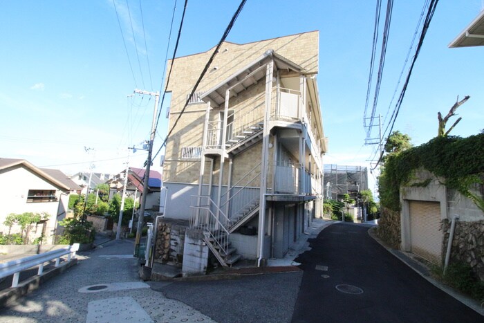 ヒルサイド山手の物件外観写真