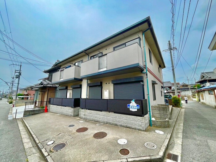 フレグランスの物件外観写真