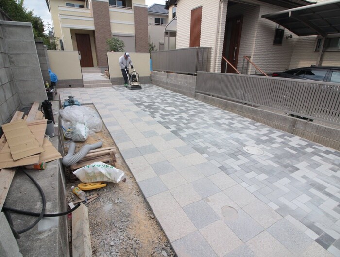 向日市上植野町戸建１の物件外観写真