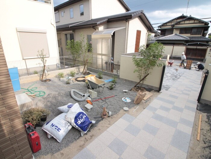 向日市上植野町戸建１の物件外観写真