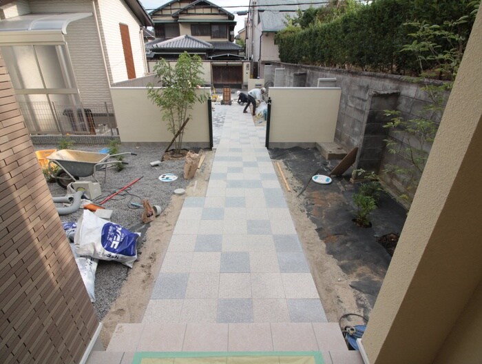 向日市上植野町戸建１の物件外観写真