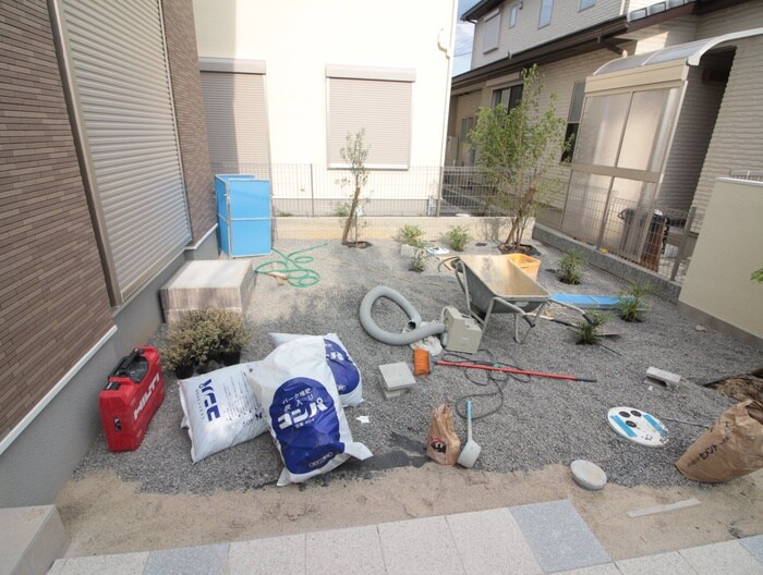 向日市上植野町戸建１の物件外観写真