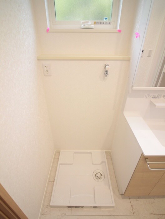 向日市上植野町戸建１の物件内観写真