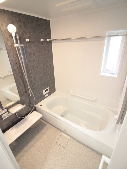 向日市上植野町戸建１の物件内観写真