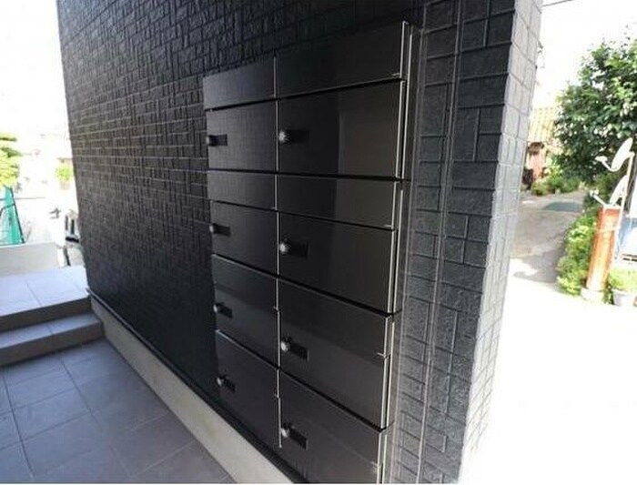 サンクス東須磨の物件外観写真