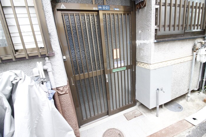 四條畷市米崎町貸家の物件外観写真