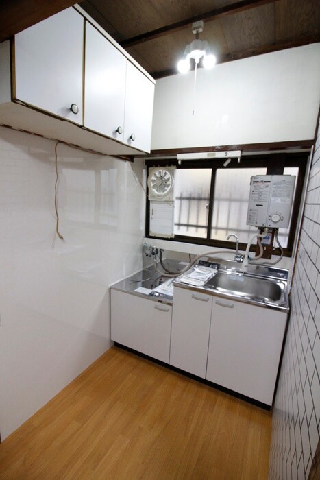 四條畷市米崎町貸家の物件内観写真