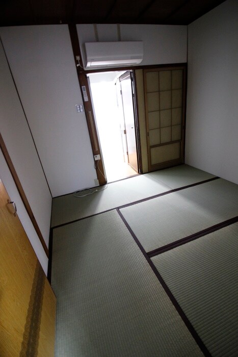 四條畷市米崎町貸家の物件内観写真