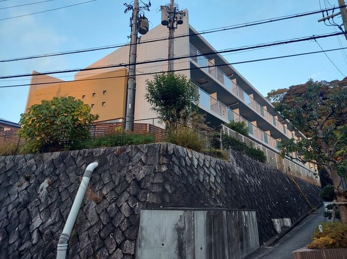 マインズ・コム高槻天神の物件外観写真