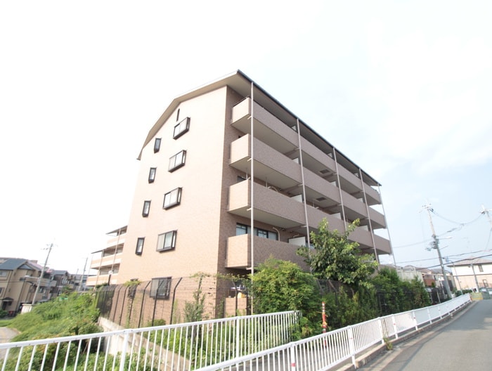 サンガーデンヨコヤマの物件外観写真