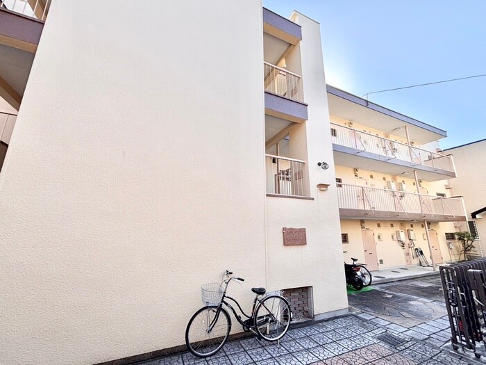 香南レジレンスの物件外観写真