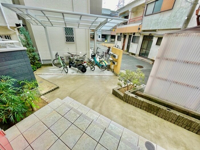 アリーナ大池の物件外観写真