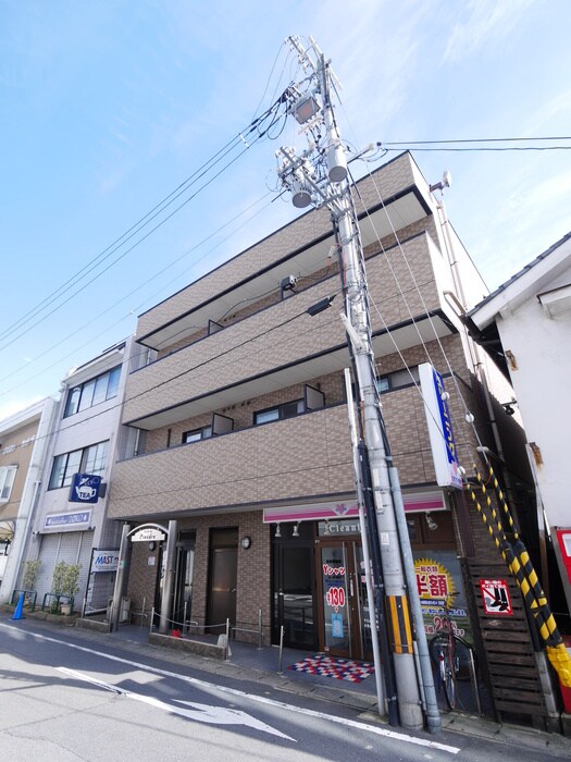 プランドールの物件外観写真