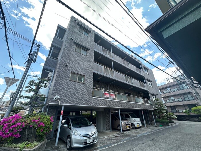 マ－ブルハイムの物件外観写真