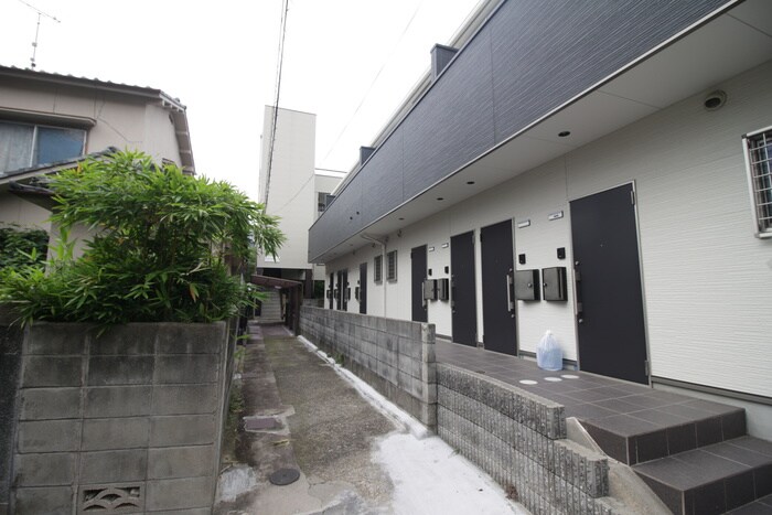 クレル・リ・ヴィエールⅡの物件外観写真