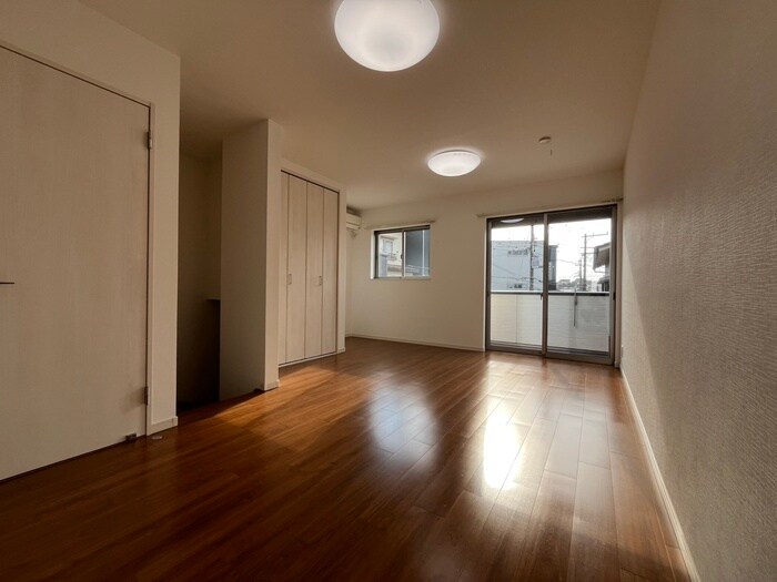 クレル・リ・ヴィエールⅡの物件内観写真