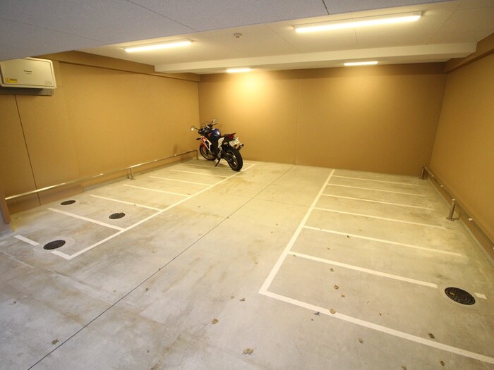 ｱｸｱﾌﾟﾚｲｽ京都三条朱雀(308)の物件外観写真