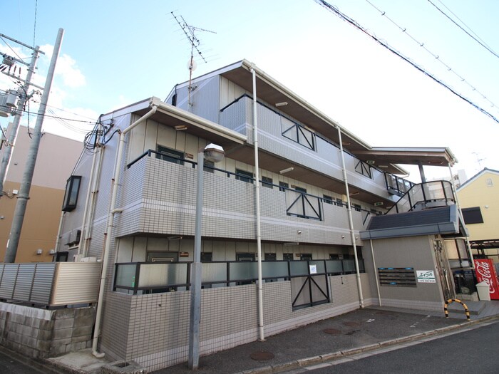 ロイヤルハイツまついの物件外観写真