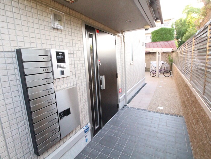 エルシャロームの物件外観写真