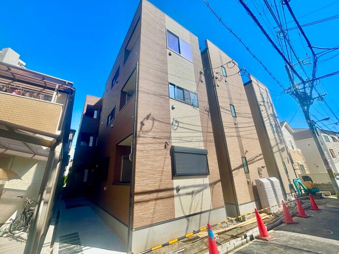 ベルルミエール中川の物件外観写真