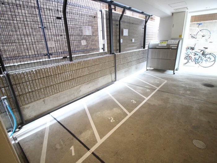 フェミネンス御所西（403）の物件外観写真