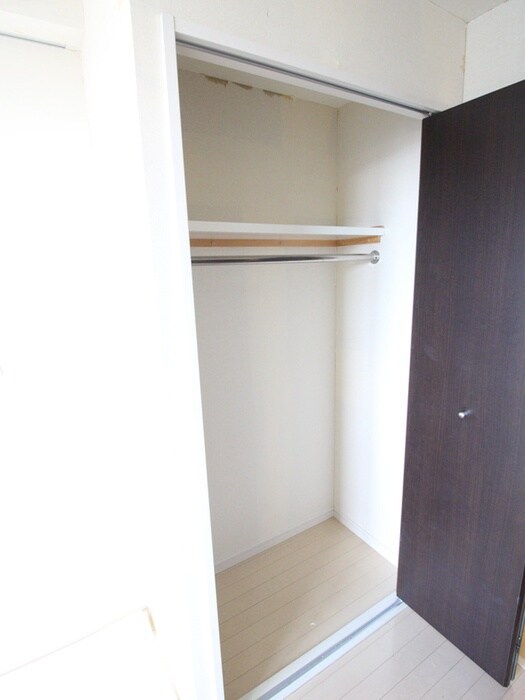 フェミネンス御所西（403）の物件内観写真