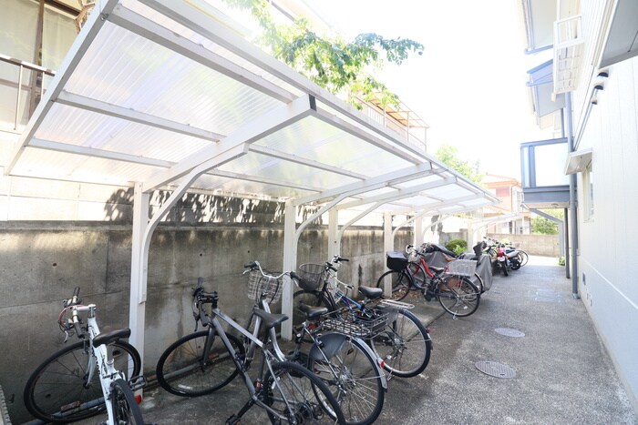 箕面グリーンハイツ２ｎｄの物件外観写真