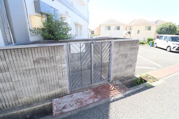 箕面グリーンハイツ２ｎｄの物件外観写真