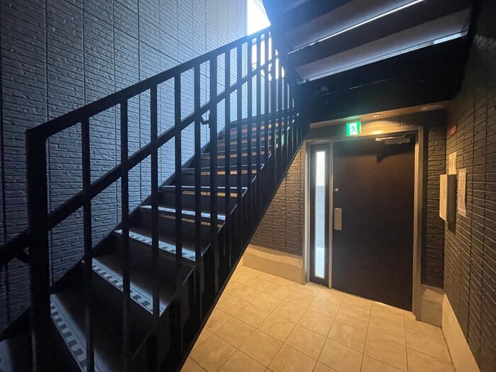 BOWLZ　KOBE兵庫町の物件外観写真