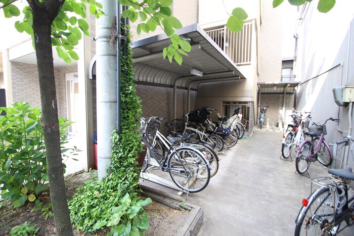 ビビッドフィールド大阪の物件外観写真