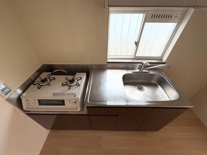 クイ－ンズコ－トＣ棟の物件内観写真