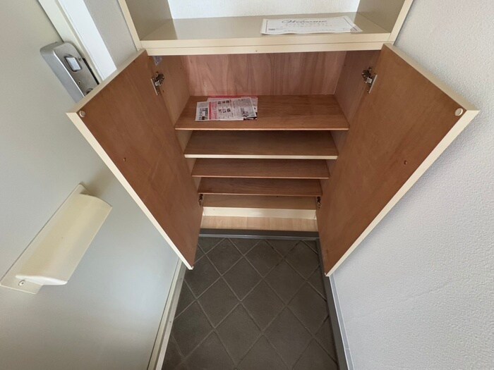 クイ－ンズコ－トＣ棟の物件内観写真