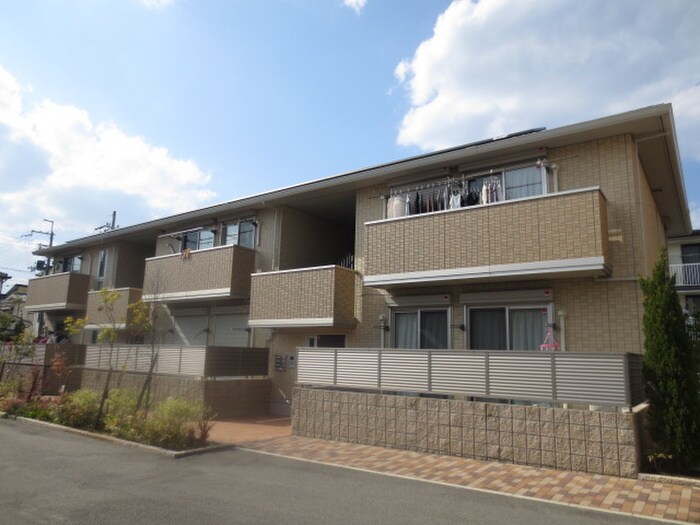 ハピネスの物件外観写真