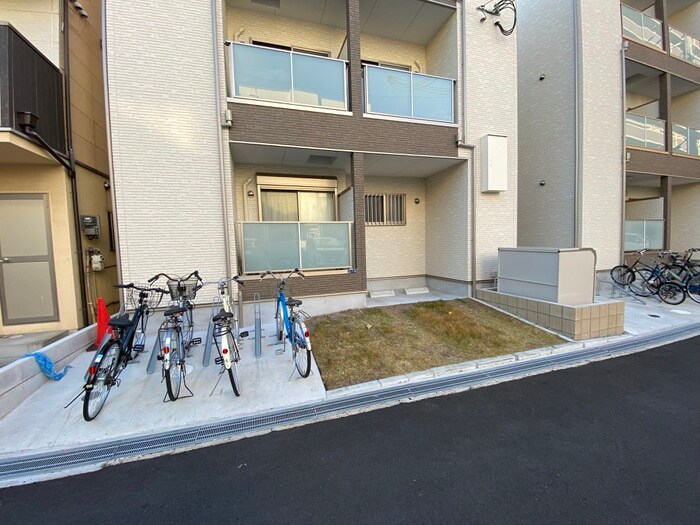 Kvell　Garden　香里 Ⅱの物件外観写真