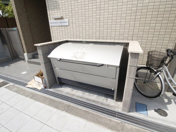 パ－ルレジデンス芦原橋の物件外観写真