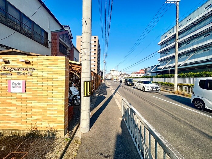 レスペランス西小路の物件外観写真