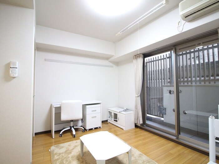 レスペランス西小路の物件内観写真