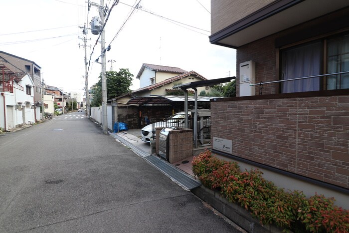 エレガンテアルバの物件外観写真