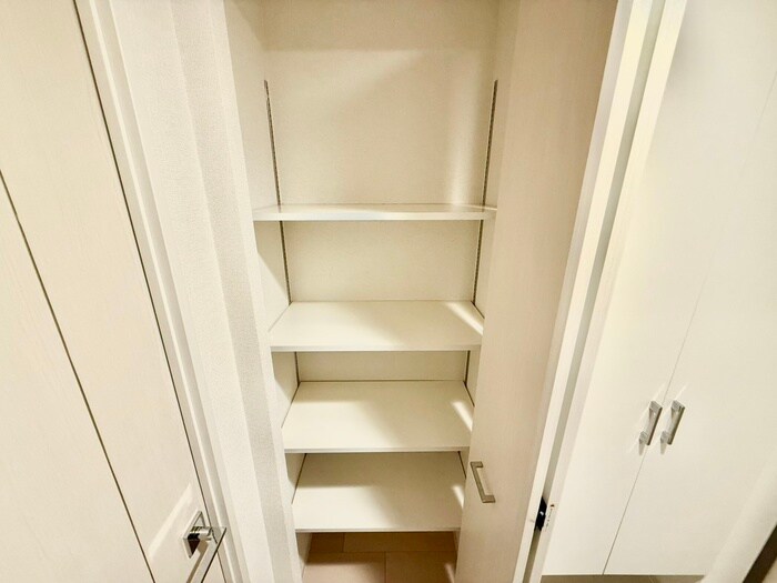 セレニテ梅田ESTの物件内観写真