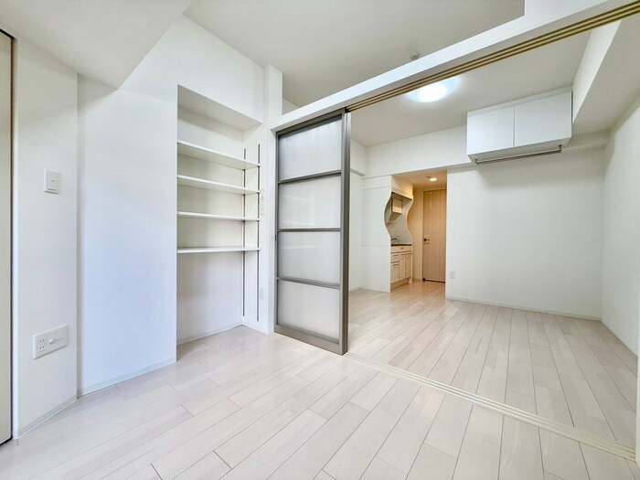 セレニテ梅田ESTの物件内観写真