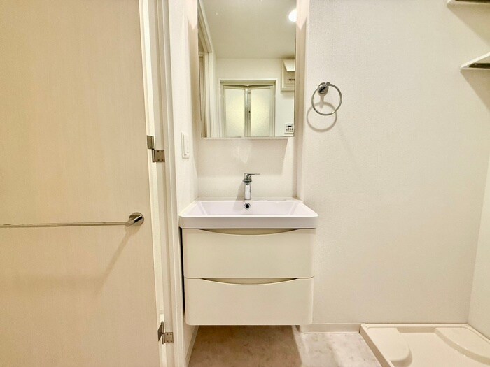 セレニテ梅田ESTの物件内観写真