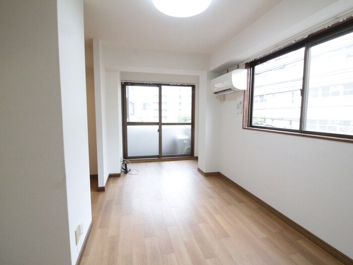 パークプレース鳴尾の物件内観写真