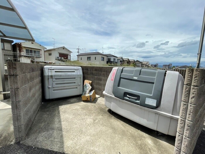 エーデルハイム東香園の物件外観写真
