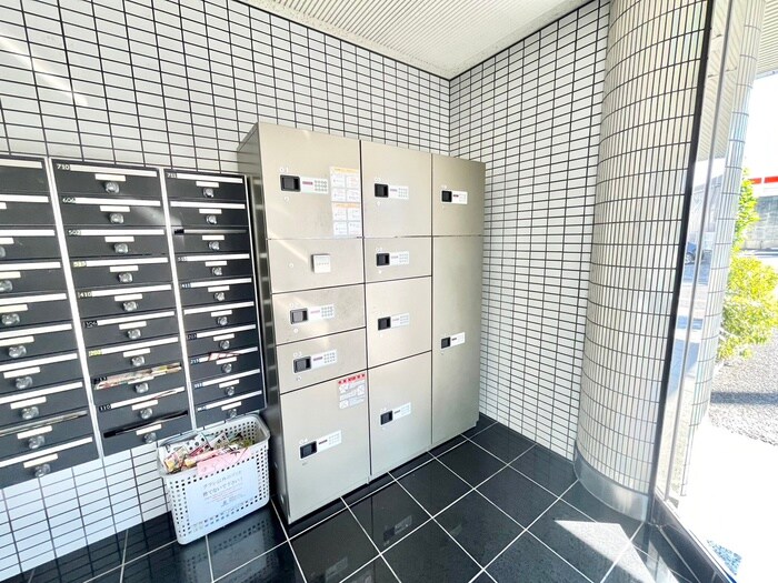 アイランド小野山の物件外観写真