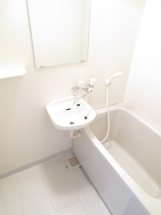 アイランド小野山の物件内観写真